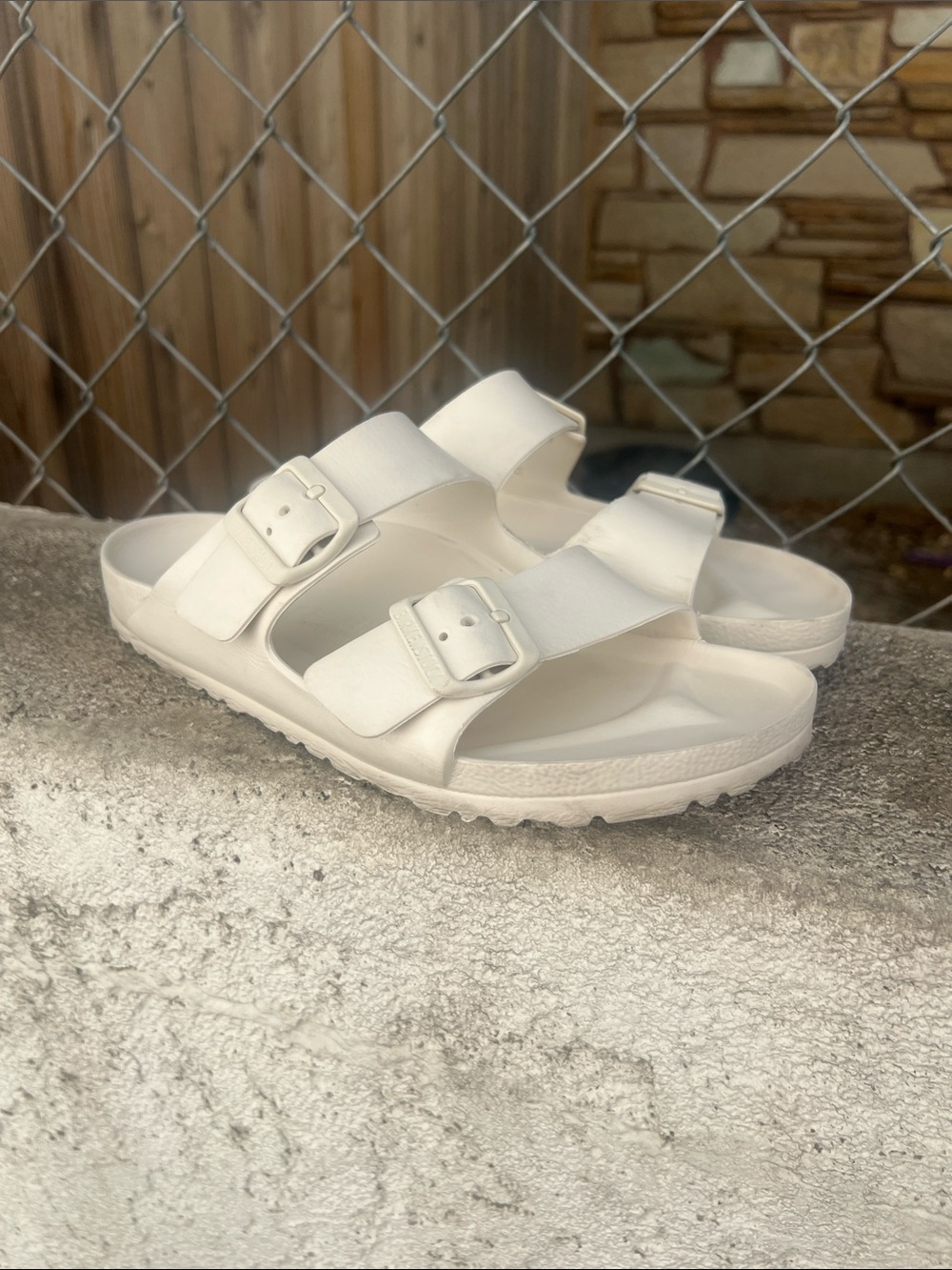 Birkenstock Woman’s Arizona Essentials EVA Sandals size 40 US 9 Eggshell